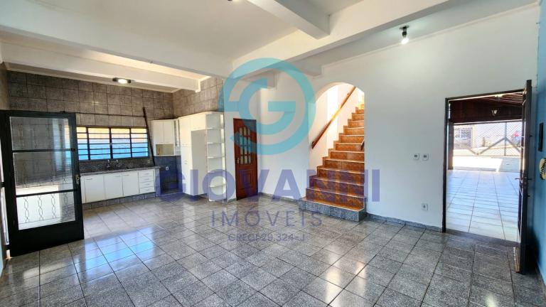 SOBRADO - Jardim Santa Lúcia - Araraquara