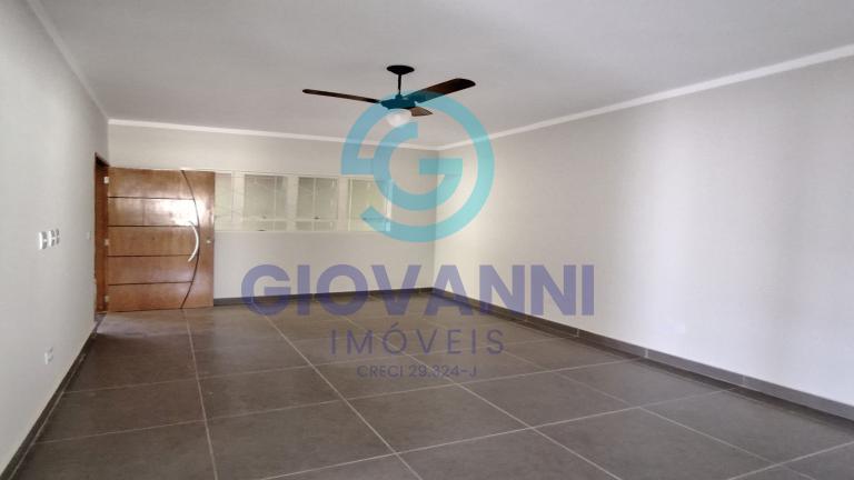 CASA RESIDENCIAL - Jardim dos Oitis - Araraquara