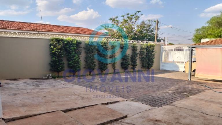 CASA RESIDENCIAL - Jardim Brasil (Vila Xavier) - Araraquara