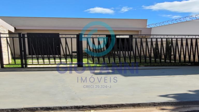 CASA RESIDENCIAL - Park do Imperador - Matão